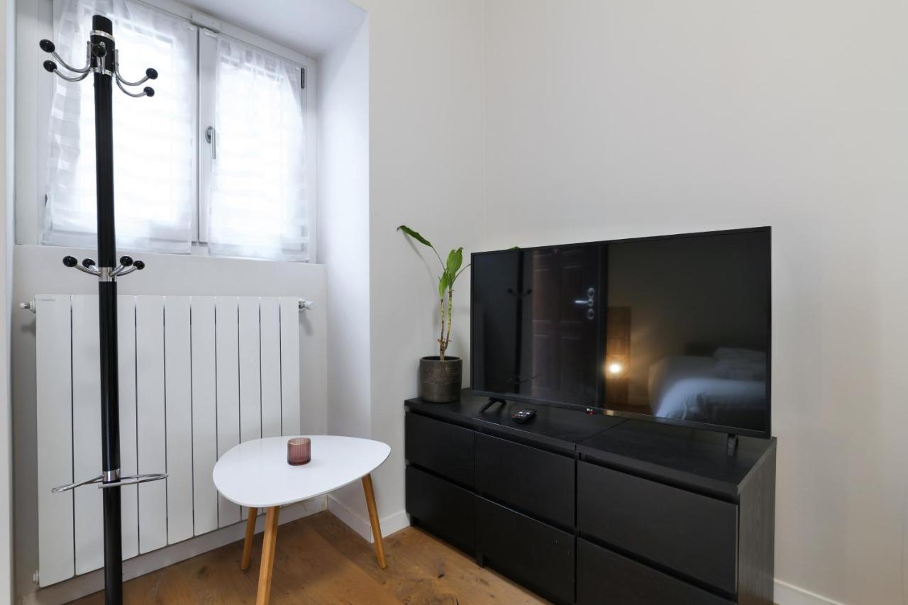 Ferienwohnung Primopiano - Bonghi A Mailand Exterior foto