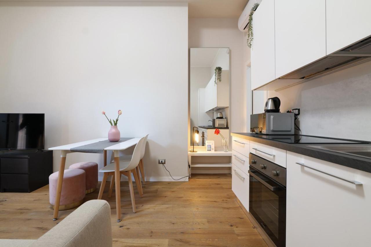 Ferienwohnung Primopiano - Bonghi A Mailand Exterior foto