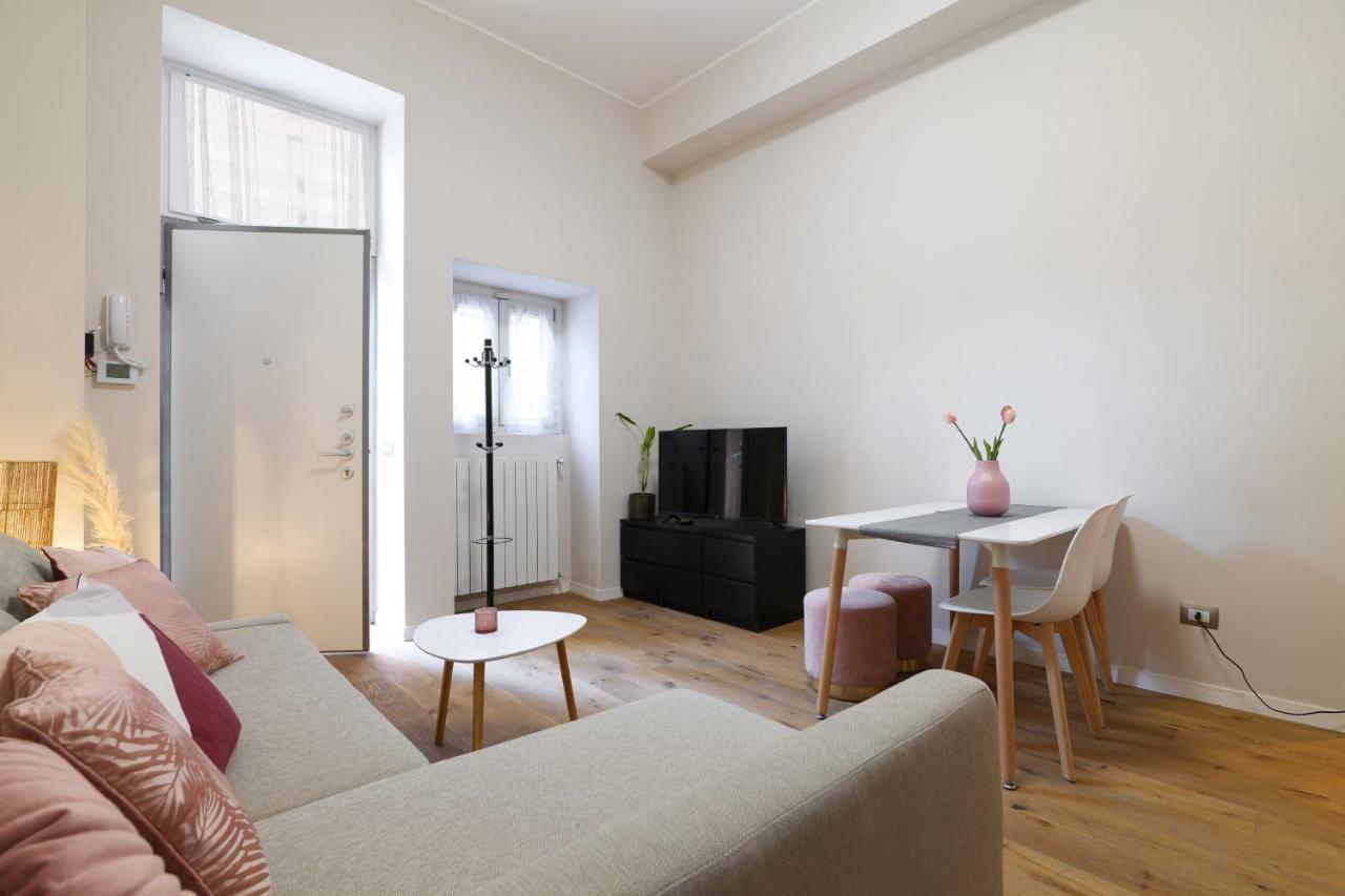 Ferienwohnung Primopiano - Bonghi A Mailand Exterior foto